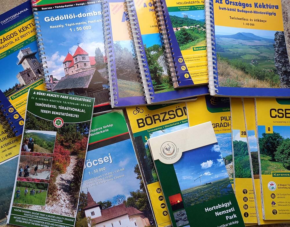 sokféle kiadású turistatérkép